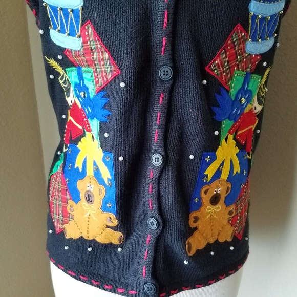 Bobbie Brooks Christmas Knit Sweater Vest - Picture 3 of 8